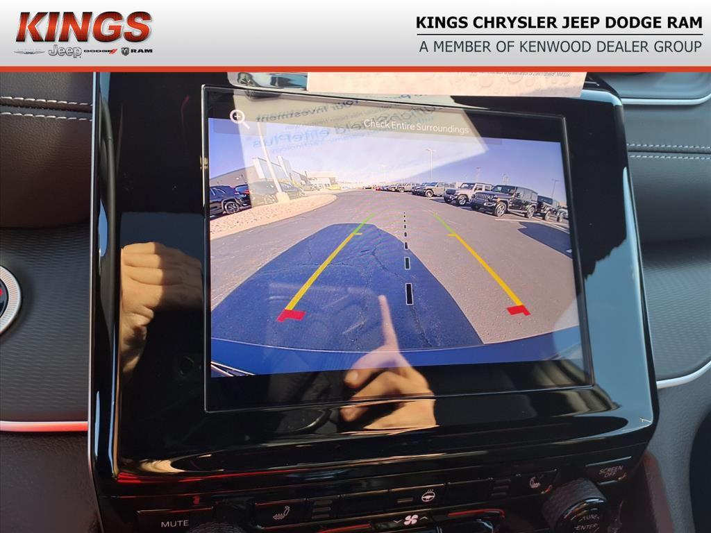 new 2025 Jeep Grand Cherokee L car, priced at $43,369