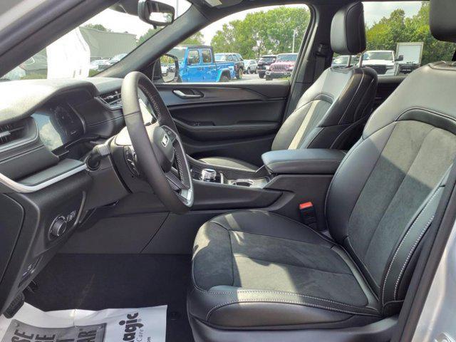 new 2024 Jeep Grand Cherokee L car, priced at $40,824