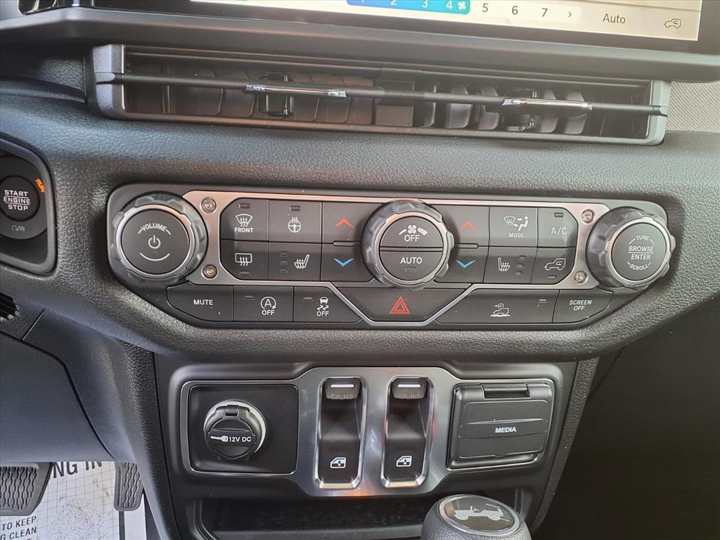 new 2026 Jeep Wrangler car, priced at $43,821