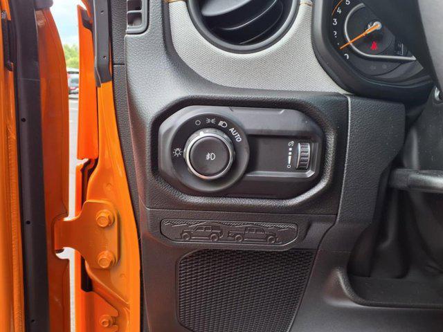 new 2025 Jeep Wrangler car, priced at $46,776