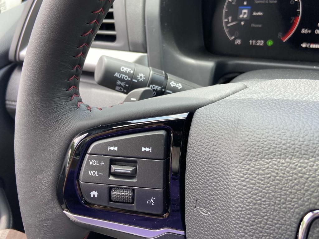 used 2025 Honda Odyssey car, priced at $40,275