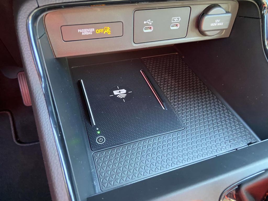 new 2026 Honda CR-V Hybrid car, priced at $38,161