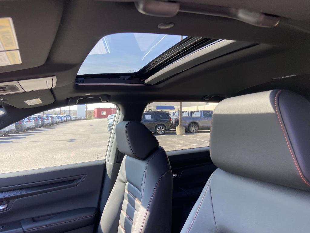 new 2026 Honda CR-V Hybrid car, priced at $38,161