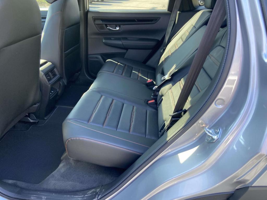 new 2026 Honda CR-V Hybrid car, priced at $38,161