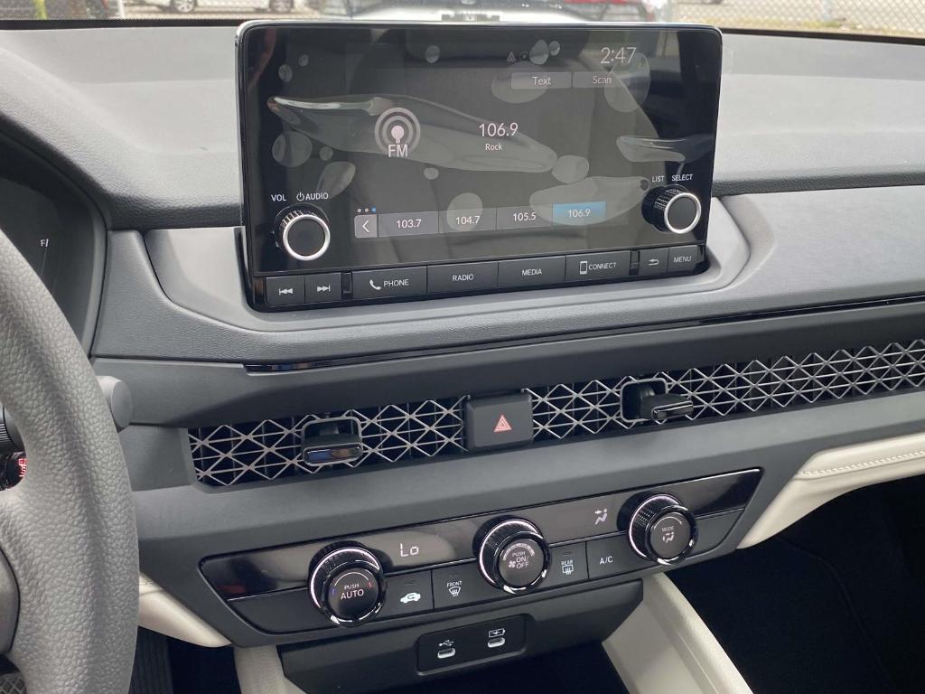 new 2025 Honda Accord car