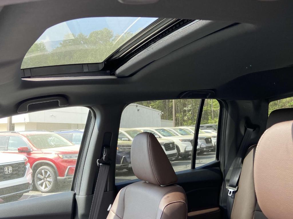 new 2025 Honda Ridgeline car