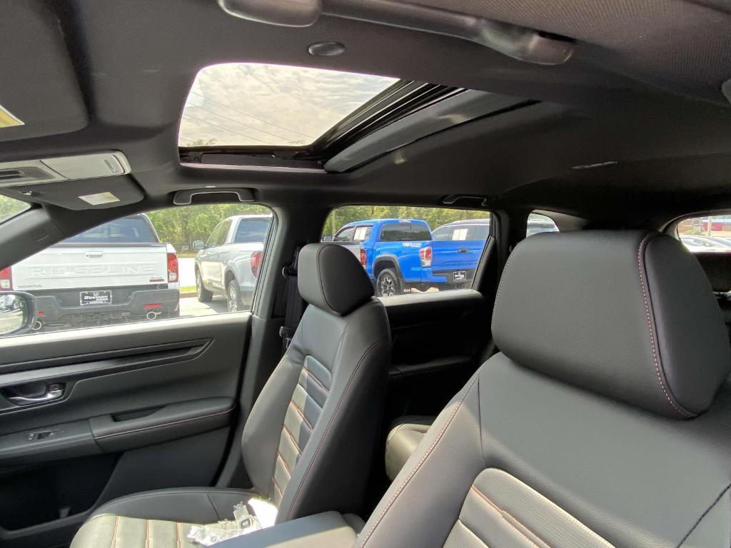 new 2026 Honda CR-V Hybrid car, priced at $38,106