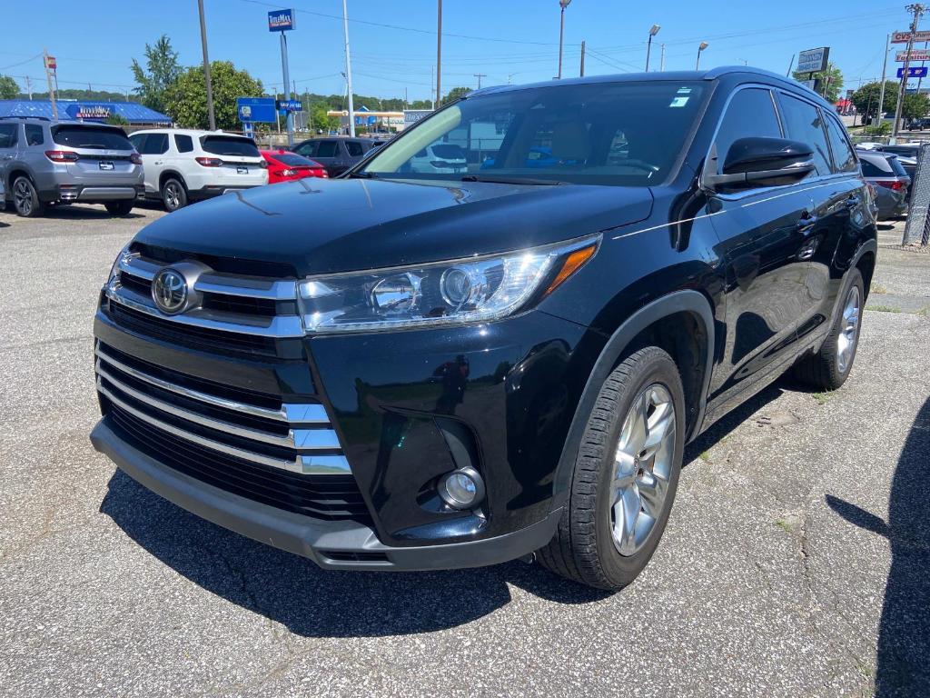 used 2017 Toyota Highlander car, priced at $24,888