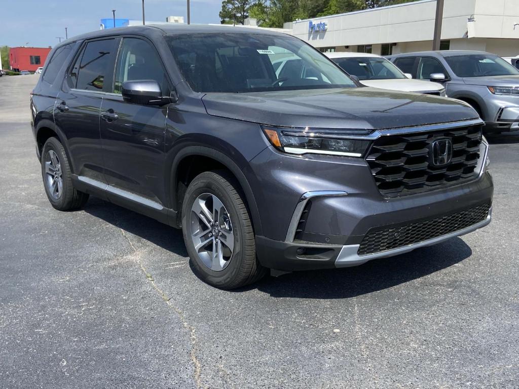 new 2025 Honda Pilot car