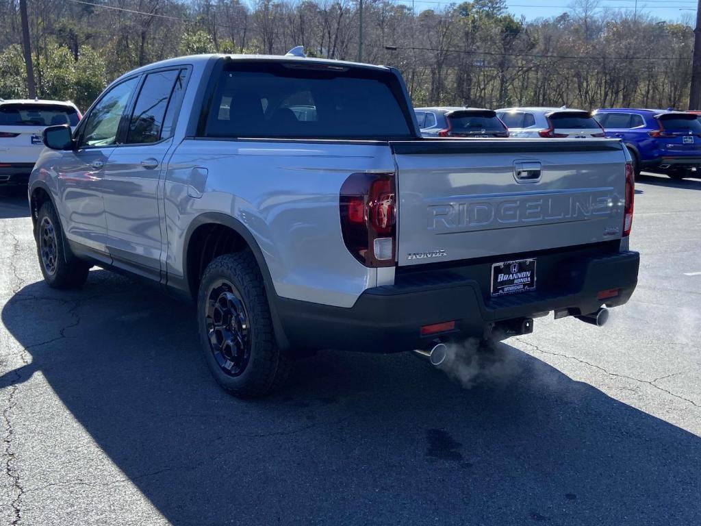 new 2025 Honda Ridgeline car, priced at $43,445