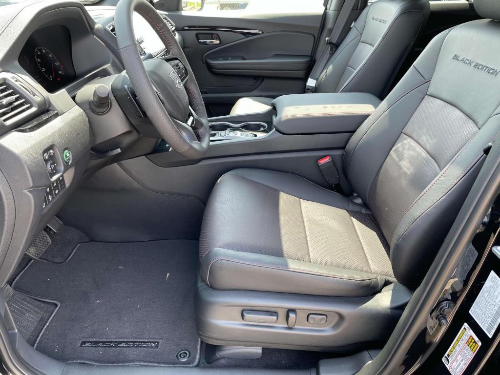 new 2025 Honda Ridgeline car