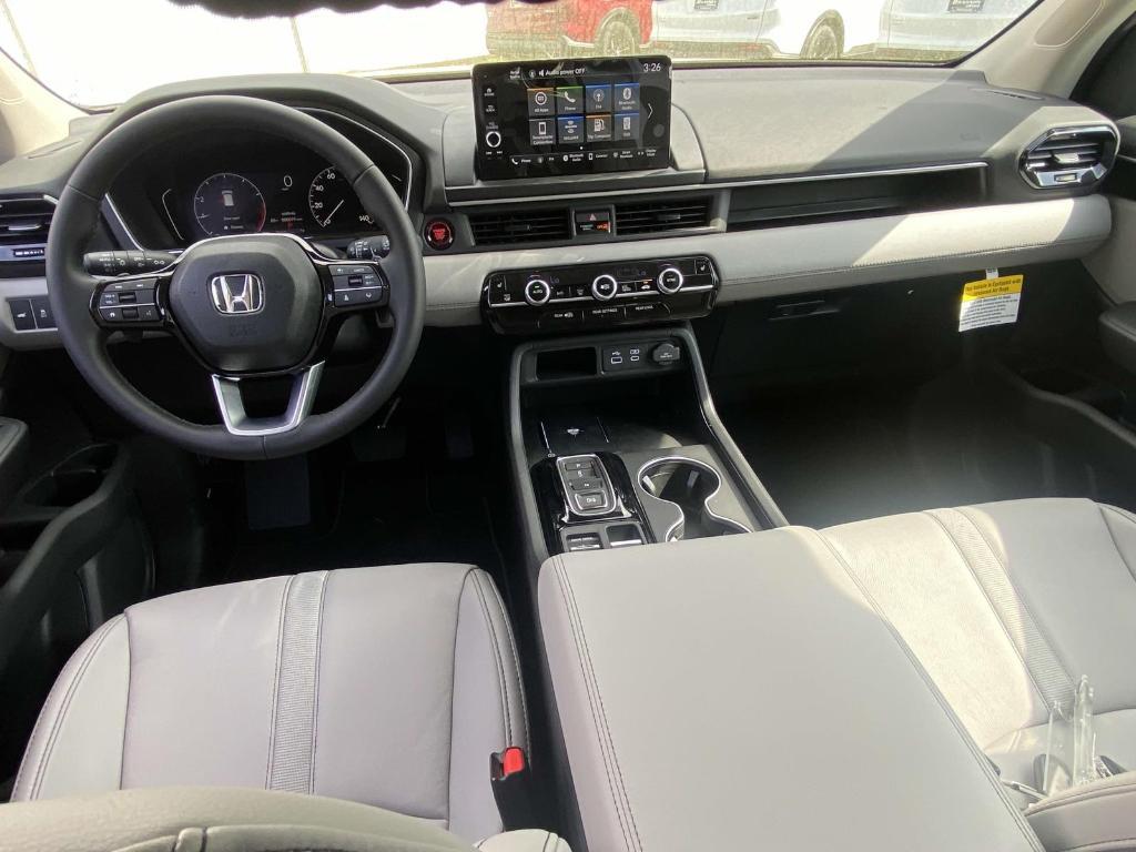 new 2025 Honda Pilot car