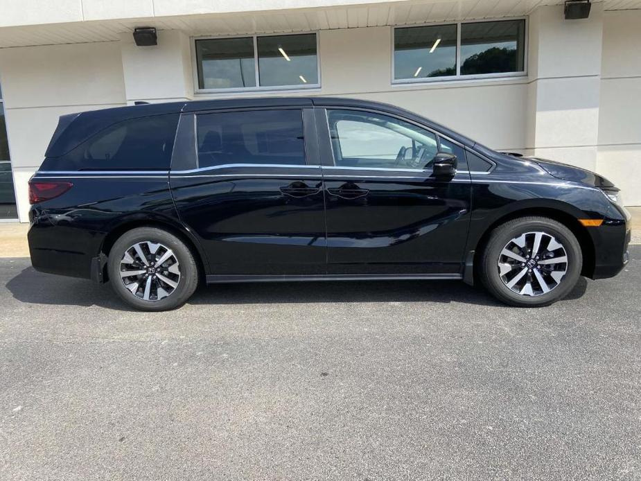 new 2025 Honda Odyssey car, priced at $43,315