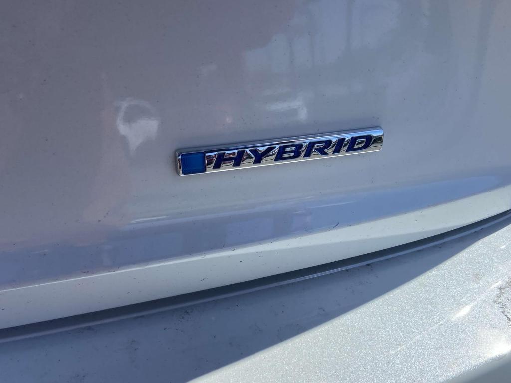 new 2025 Honda Civic Hybrid car, priced at $30,555