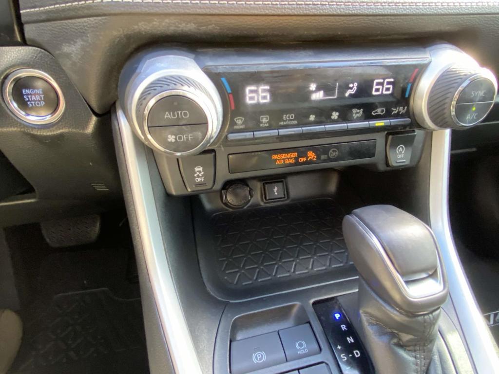 used 2020 Toyota RAV4 car, priced at $22,888