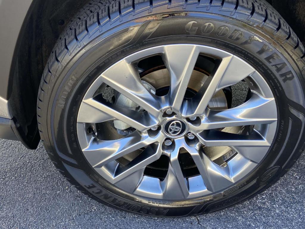 used 2020 Toyota RAV4 car, priced at $22,888