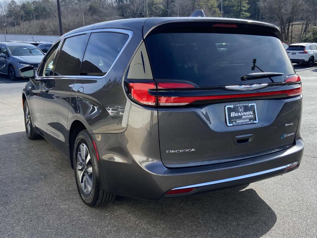 used 2022 Chrysler Pacifica Hybrid car, priced at $29,555