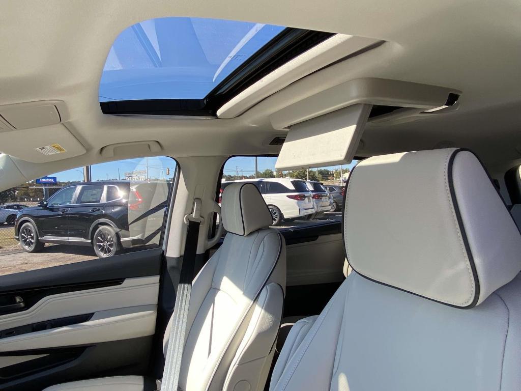 new 2025 Honda Odyssey car, priced at $45,748