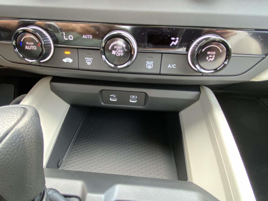 new 2025 Honda Accord car, priced at $28,257
