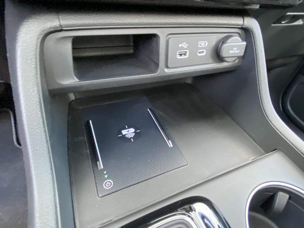 new 2025 Honda Pilot car, priced at $53,975