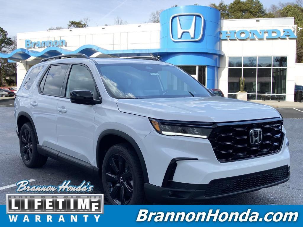 new 2025 Honda Pilot car, priced at $53,975