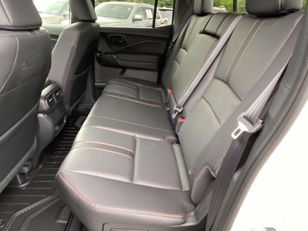 new 2025 Honda Ridgeline car