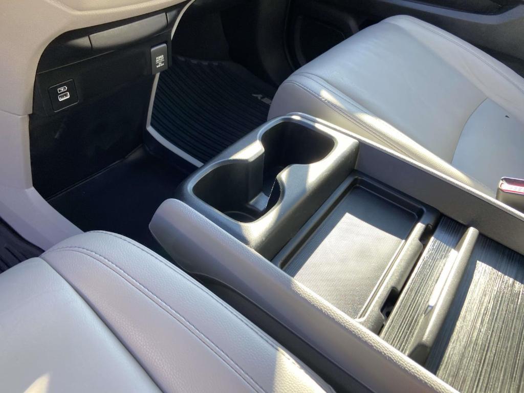 used 2021 Honda Odyssey car, priced at $21,000