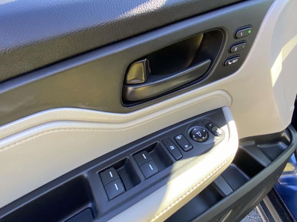 used 2021 Honda Odyssey car, priced at $21,000