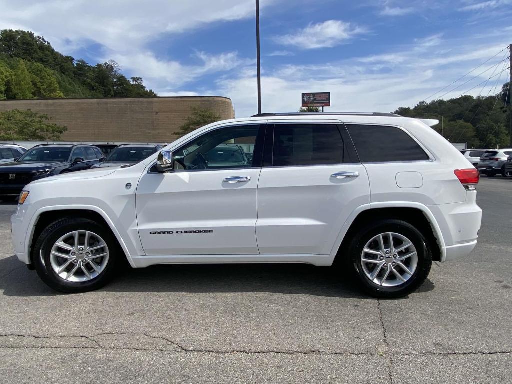 used 2017 Jeep Grand Cherokee car, priced at $16,555