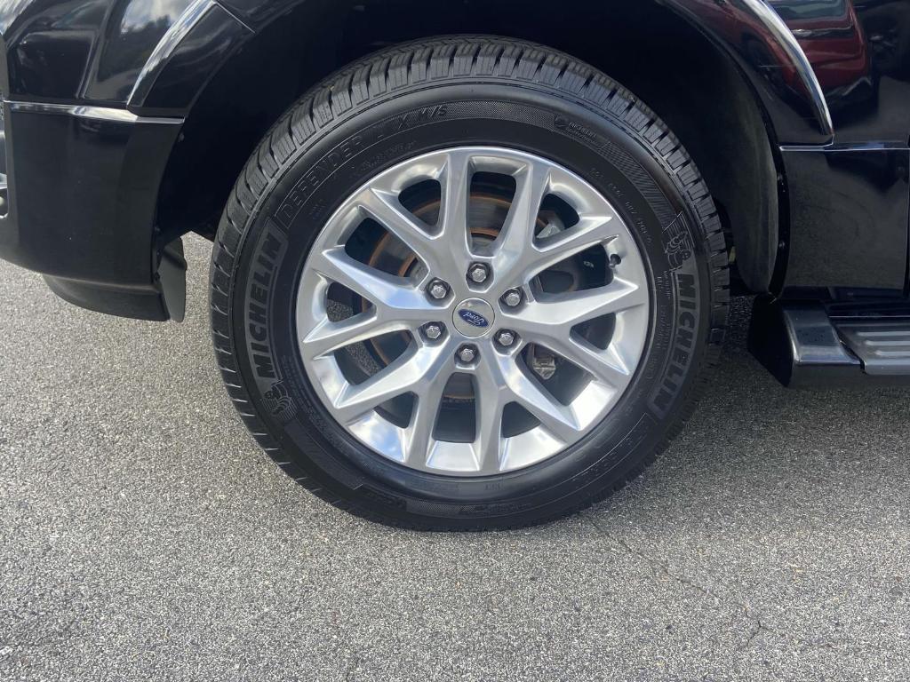 used 2017 Ford Expedition car, priced at $19,555