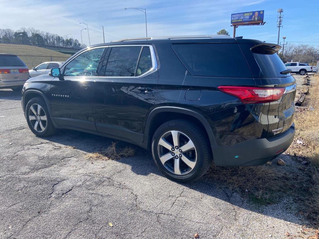 used 2018 Chevrolet Traverse car, priced at $19,888