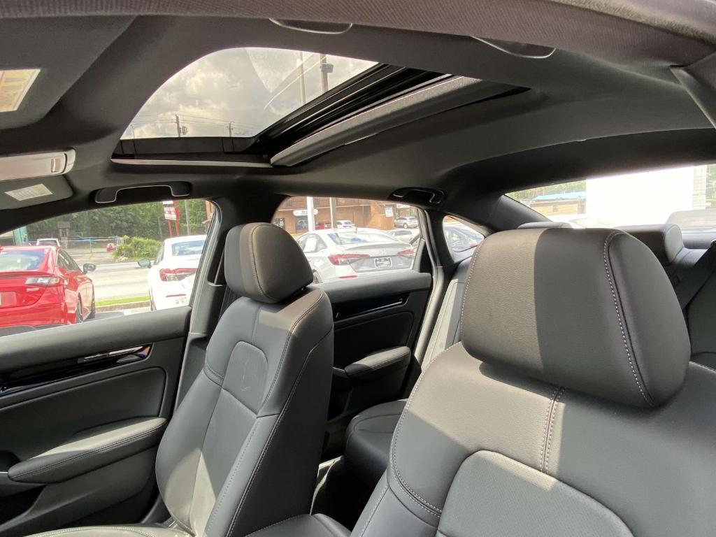 new 2025 Honda Civic Hybrid car