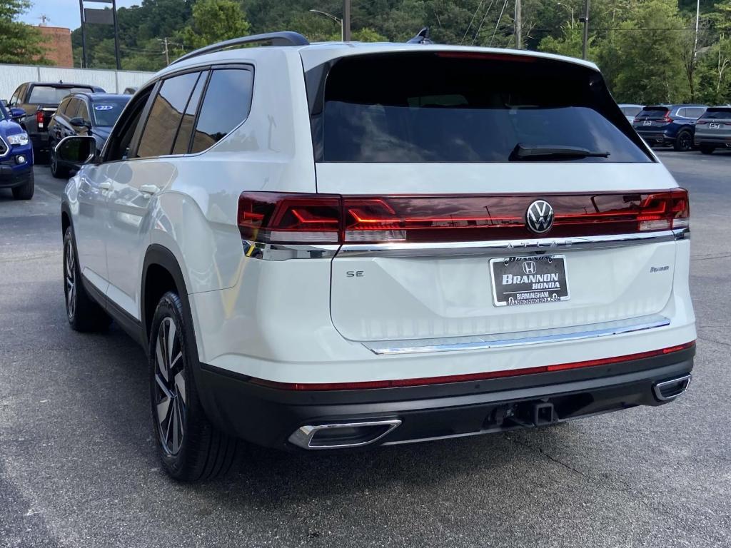 used 2024 Volkswagen Atlas car, priced at $35,555