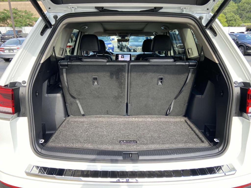 used 2024 Volkswagen Atlas car, priced at $35,555