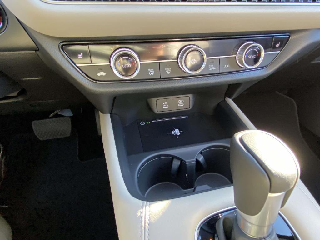 new 2026 Honda HR-V car, priced at $31,951