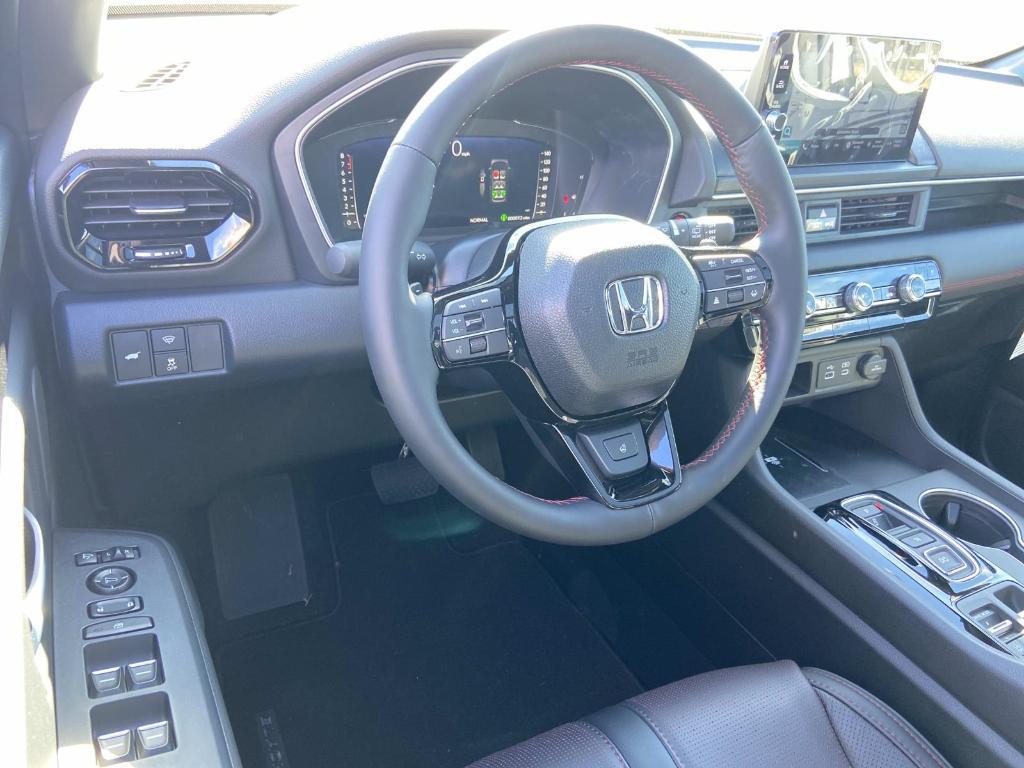 new 2025 Honda Pilot car, priced at $54,526