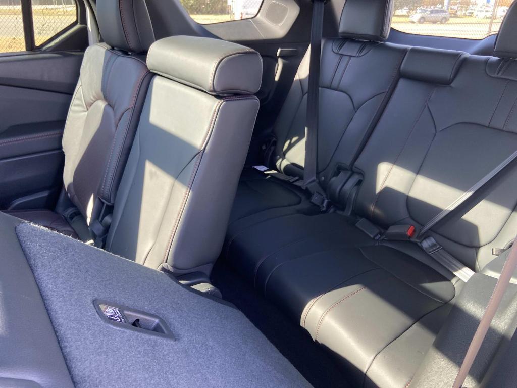 new 2025 Honda Pilot car, priced at $54,526