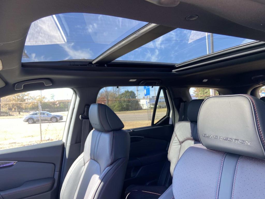 new 2025 Honda Pilot car, priced at $54,526