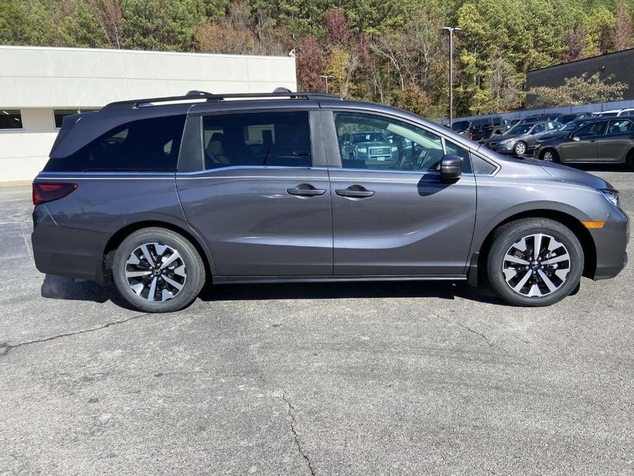 new 2025 Honda Odyssey car, priced at $44,275