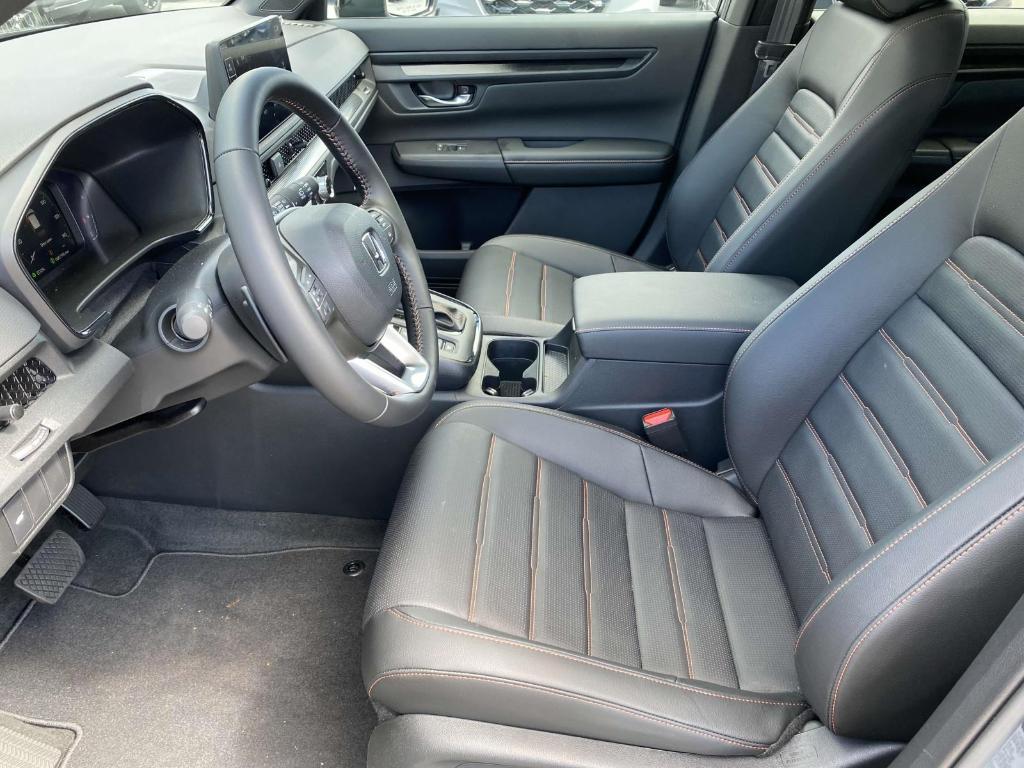 new 2026 Honda CR-V Hybrid car, priced at $38,161