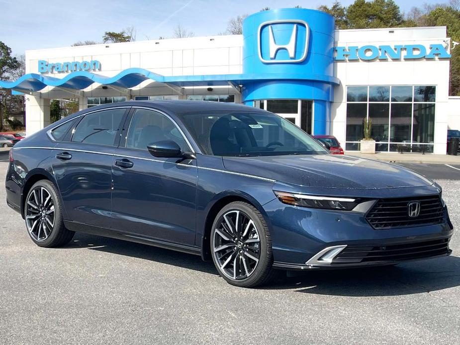 new 2025 Honda Accord Hybrid car, priced at $40,395