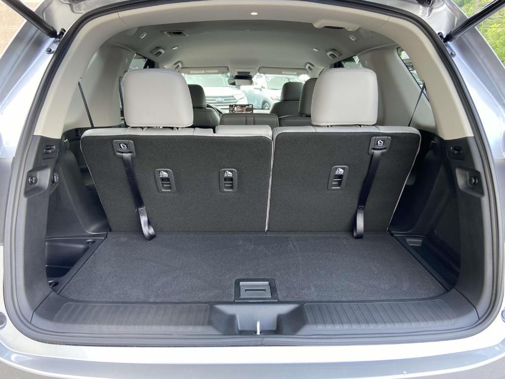used 2025 Honda Pilot car, priced at $41,450