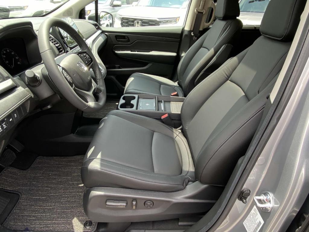 new 2025 Honda Odyssey car