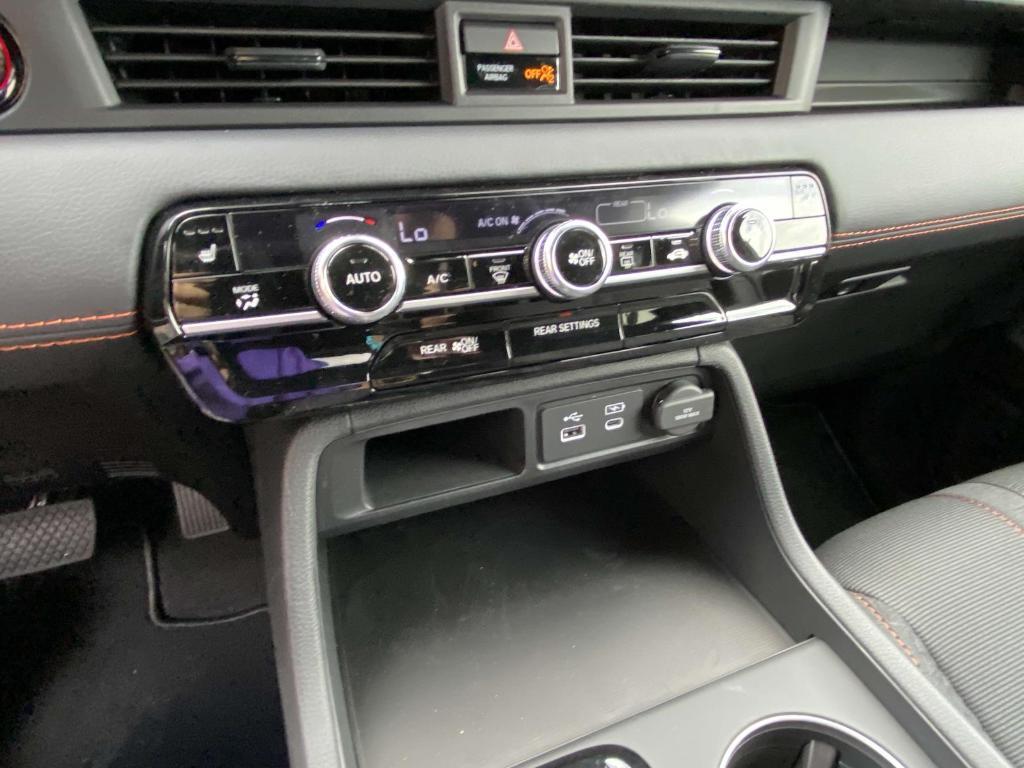 used 2025 Honda Pilot car, priced at $38,605