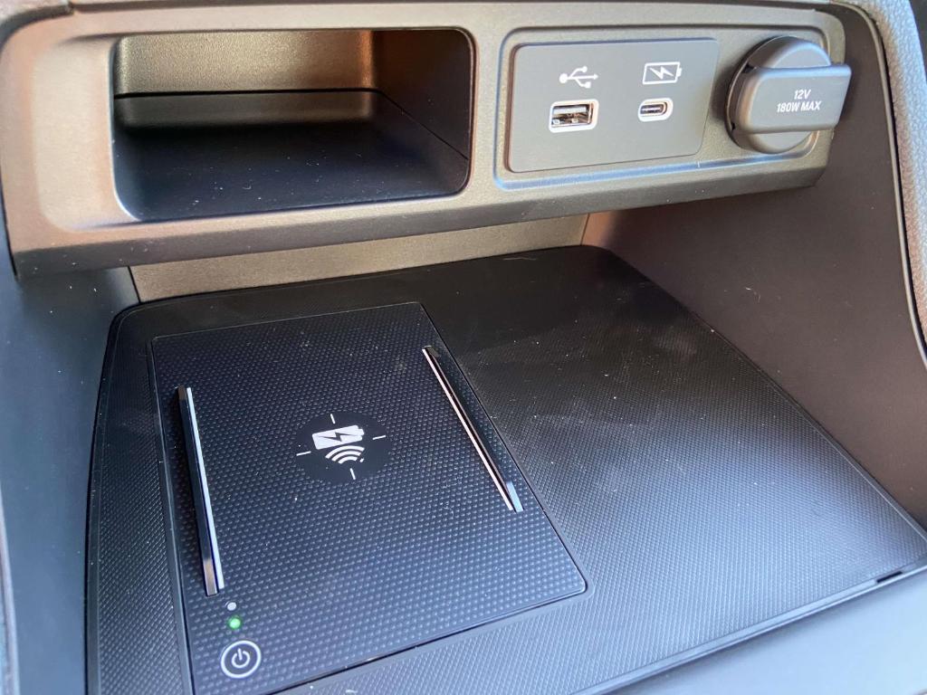 new 2025 Honda Pilot car, priced at $53,649