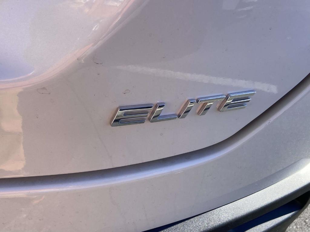 new 2025 Honda Pilot car, priced at $53,649