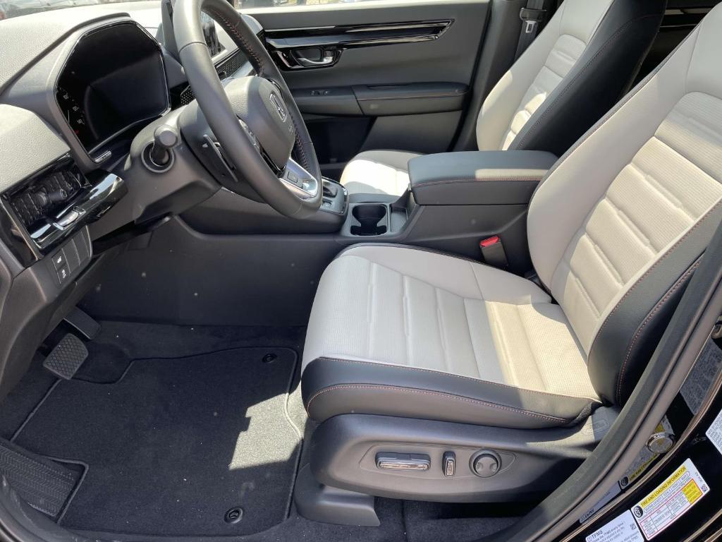new 2025 Honda CR-V Hybrid car