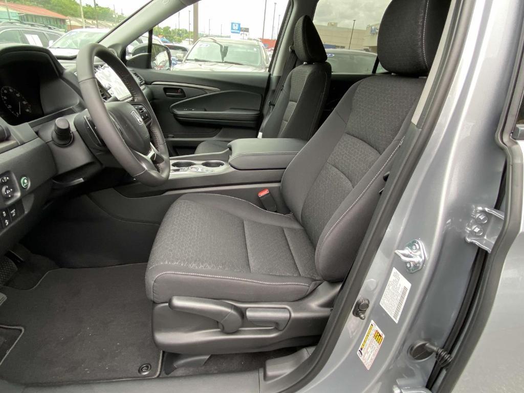 new 2025 Honda Ridgeline car