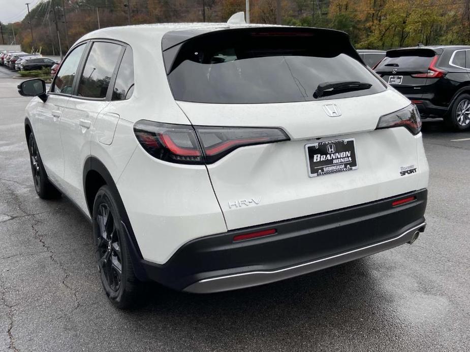 new 2025 Honda HR-V car, priced at $30,805