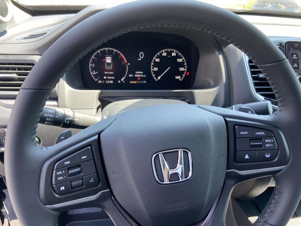 new 2025 Honda Ridgeline car, priced at $39,713